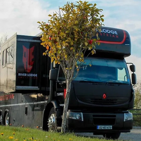 营地 Experience Our Charming Wexford Horsebox Glamping Bridgetown (Wexford)